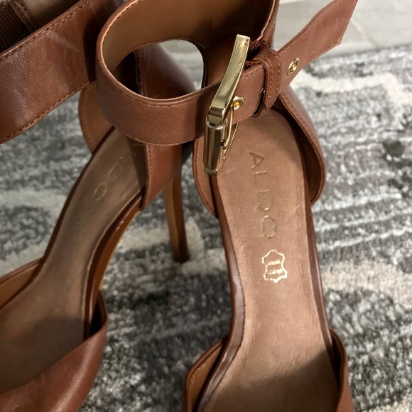 Aldo Genuine Leather Pumps - Picture 4 of 7